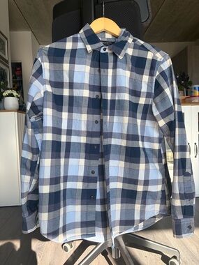 Men's Blue Banana Republic Button-Up Shirt Flannel
